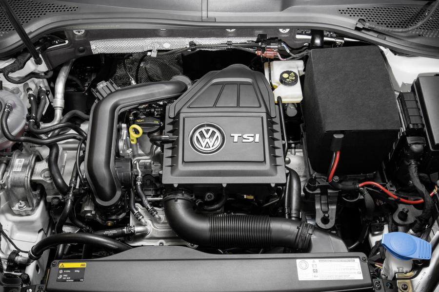  Volkswagen Golf TSI BlueMotion 5-Door 2015 года  (фото 7 из 18)